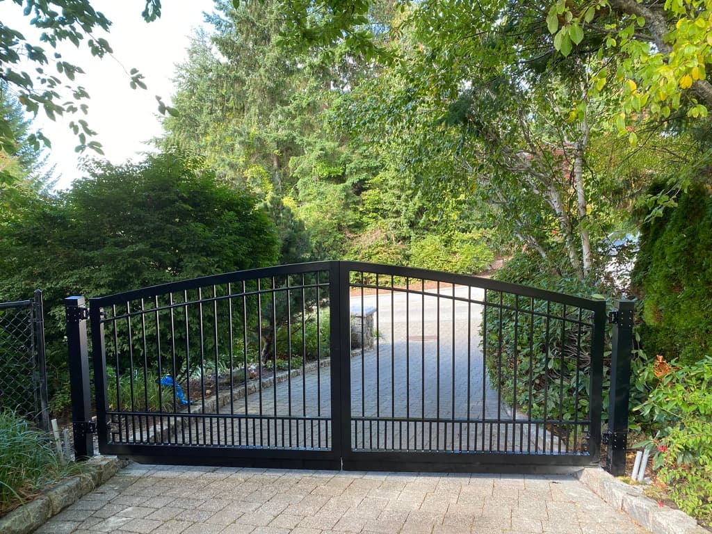 Interior iron stair railing in a residential setting